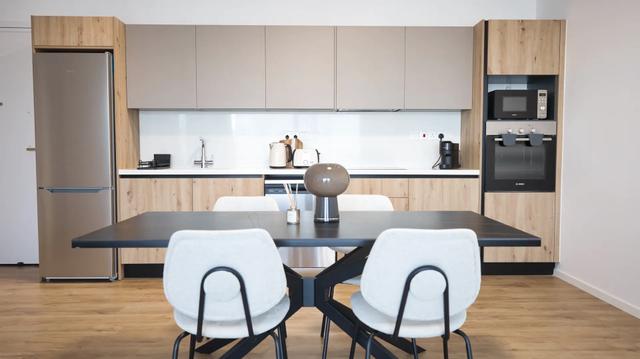 2-bedroom flat in Limassol №153723: https://dom.com.cy/en/catalog/rent/153723/ (dom.com.cy)