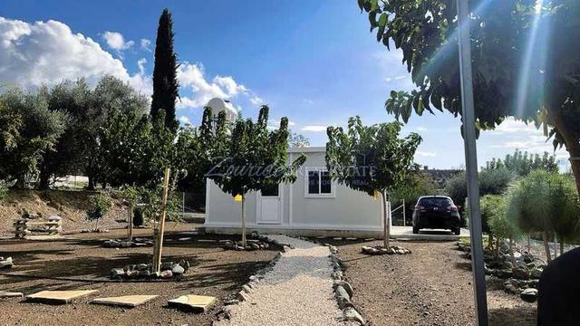 Agricultural land 576 m²: https://www.bazaraki.com/adv/5797553_agricultural-land-576-m2 (www.bazaraki.com)