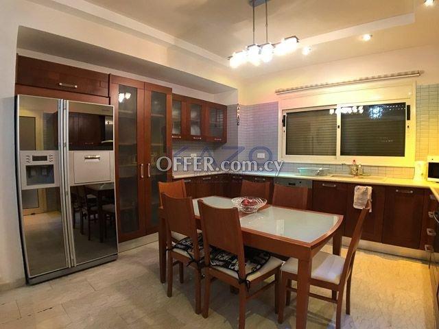 Spacious Fully Furnished Villa with Private Pool in Germasoyeia: https://www.offer.com.cy/en/spacious-fully-furnished-villa-with-private-pool-in-germasoyeia/21-816294/ (www.offer.com.cy)