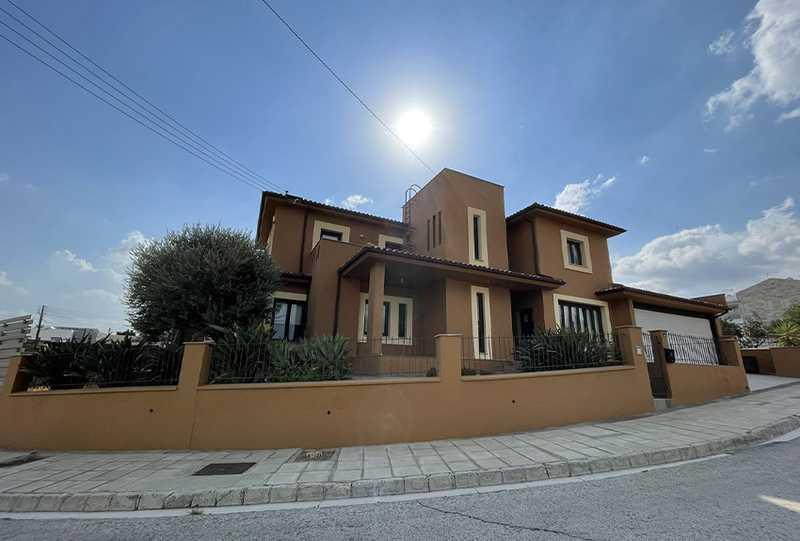4-bedroom detached house to rent: https://www.bazaraki.com/adv/5786253_4-bedroom-detached-house-to-rent (www.bazaraki.com)