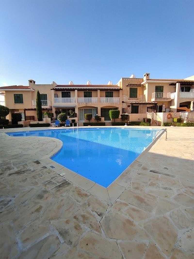 2-bedroom apartment for sale: https://www.bazaraki.com/adv/5797054_2-bedroom-apartment-for-sale (www.bazaraki.com)