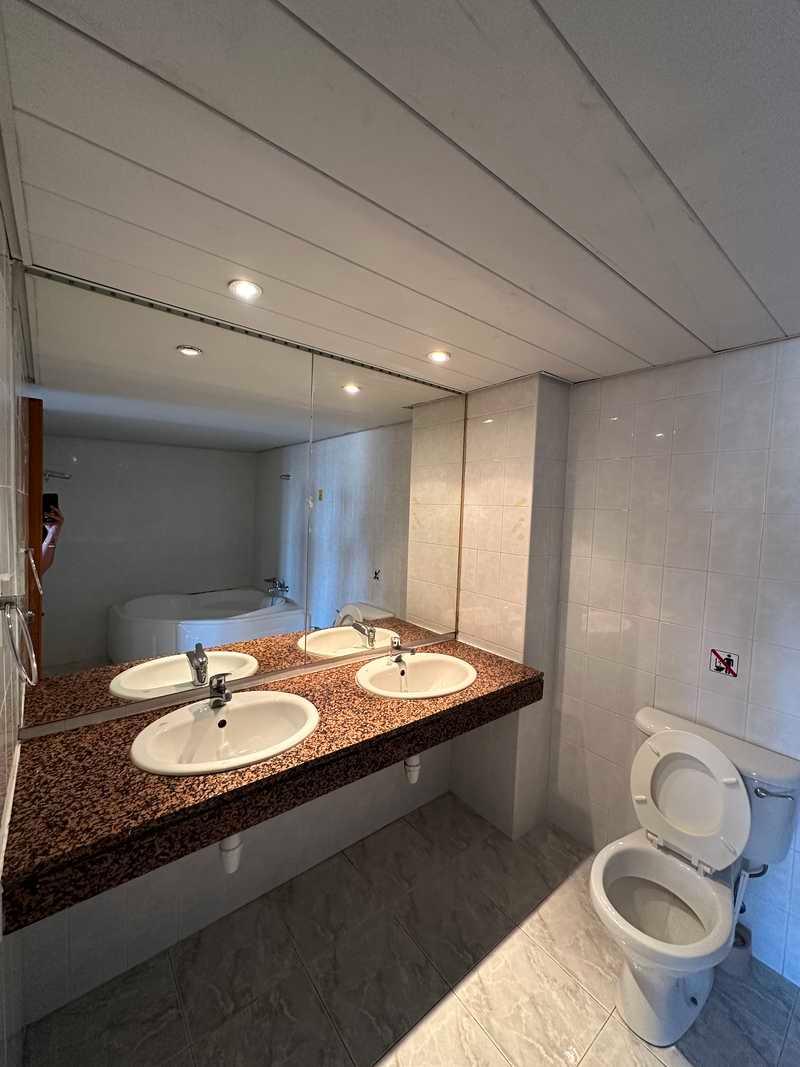 1-bedroom apartment to rent: https://www.bazaraki.com/adv/5797087_1-bedroom-apartment-to-rent (www.bazaraki.com)