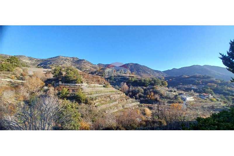 2-bedroom detached house for sale: https://www.bazaraki.com/adv/5798090_2-bedroom-detached-house-for-sale (www.bazaraki.com)