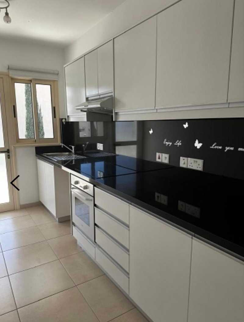 3-bedroom apartment for sale: https://www.bazaraki.com/adv/5750376_3-bedroom-apartment-for-sale (www.bazaraki.com)