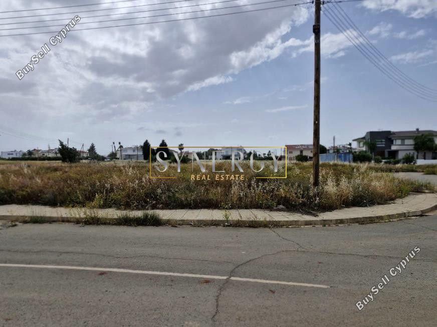 746 SQM Residential Plot for sale in Psimolofou, Nicosia: https://www.buysellcyprus.com/property-for-sale/nicosia/psimolofou/plot-for-sale-psimolofou-nicosia-1796692.html (www.buysellcyprus.com)