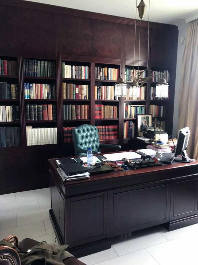 5-bedroom detached house for sale: https://www.bazaraki.com/adv/5798307_5-bedroom-detached-house-for-sale (www.bazaraki.com)