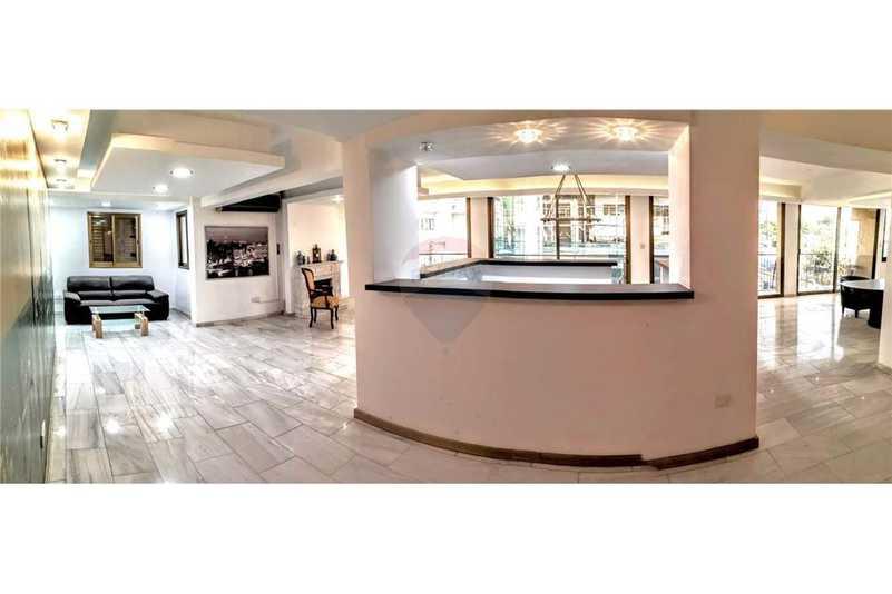 A whole floor office of 280sqm in the city center: https://www.bazaraki.com/adv/5798075_a-whole-floor-office-of-280sqm-in-the-city-center (www.bazaraki.com)