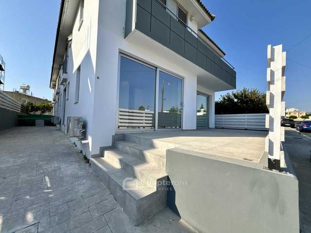 3-bedroom apartment for sale: https://www.bazaraki.com/adv/5796308_3-bedroom-apartment-for-sale (www.bazaraki.com)