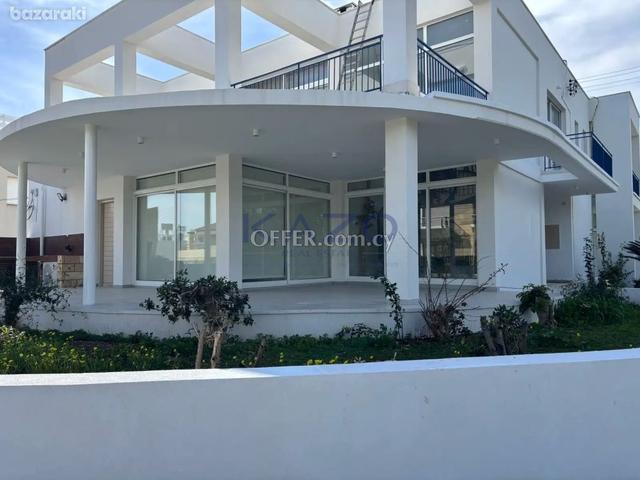 Spacious Unfurnished Villa for Rent in Agia Fyla: https://www.offer.com.cy/en/spacious-unfurnished-villa-for-rent-in-agia-fyla/21-816119/ (www.offer.com.cy)