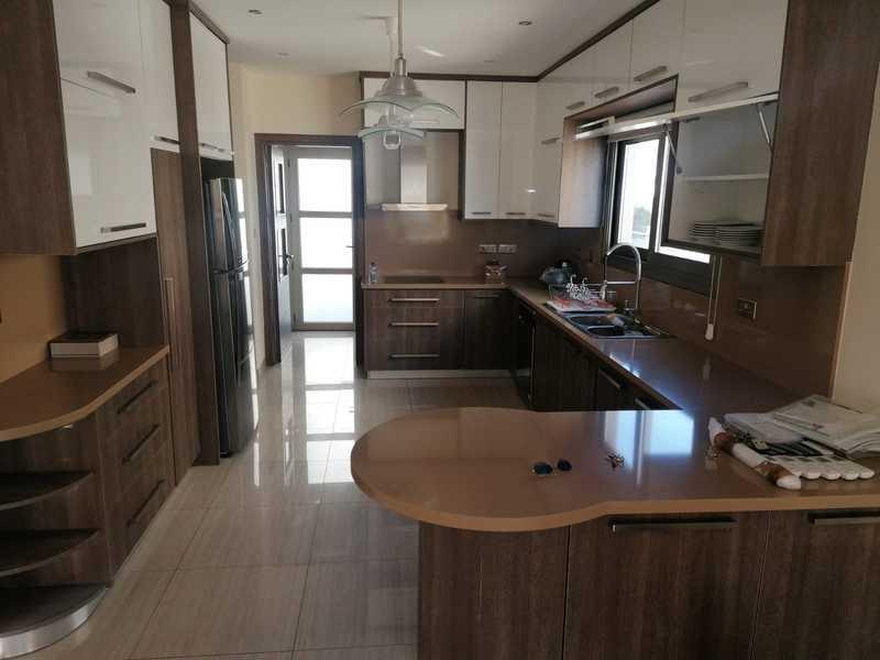 5-bedroom maisonette to rent: https://www.bazaraki.com/adv/5796617_5-bedroom-villa-to-rent (www.bazaraki.com)