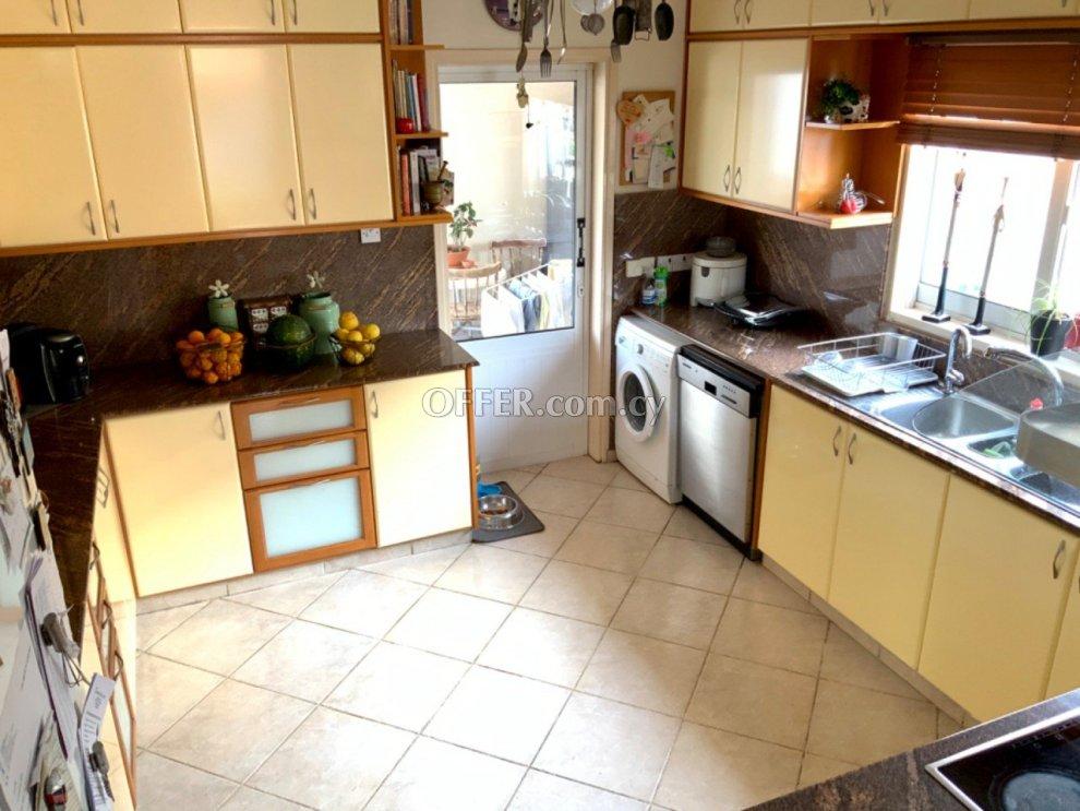 House (Detached) in Geri, Nicosia for Sale: https://www.offer.com.cy/en/house-detached-in-geri-nicosia-for-sale/21-726940/ (www.offer.com.cy)