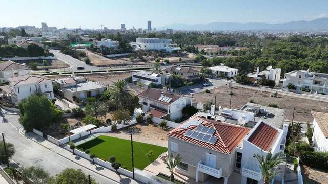 3-bedroom detached house for sale: https://www.bazaraki.com/adv/5795728_3-bedroom-detached-house-for-sale (www.bazaraki.com)