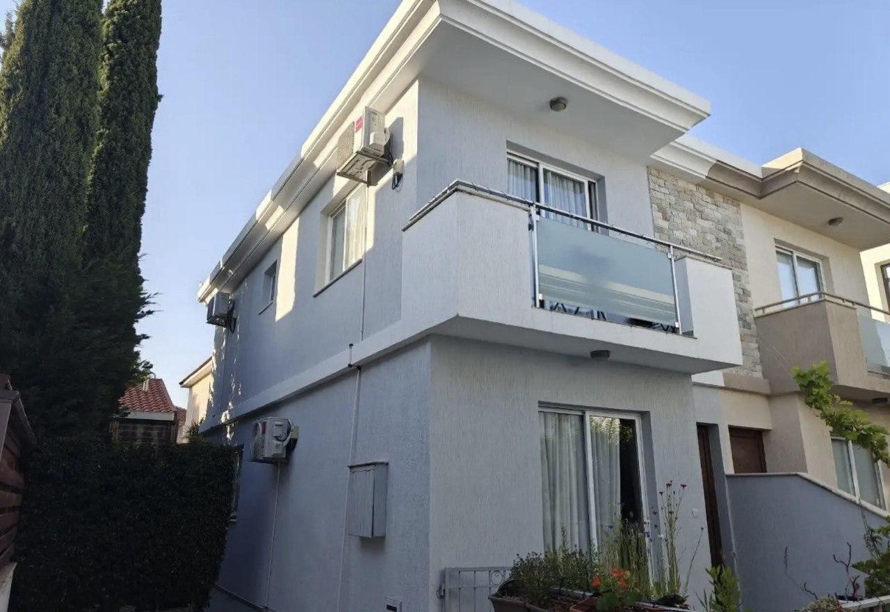 2-bedroom house in Limassol №152635: https://dom.com.cy/en/catalog/rent/152635/ (dom.com.cy)