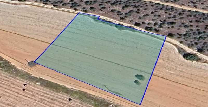 Agricultural land 4348 m²: https://www.bazaraki.com/adv/5793635_agricultural-land-4348-m2 (www.bazaraki.com)