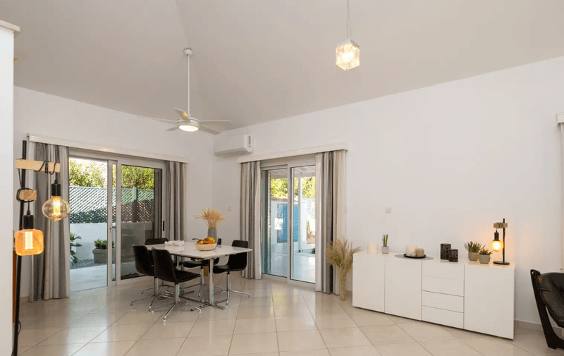 3-bedroom detached house for sale: https://www.bazaraki.com/adv/5793134_3-bedroom-detached-house-for-sale (www.bazaraki.com)