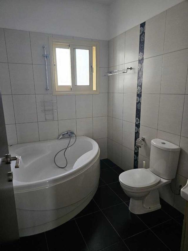 5-bedroom detached house to rent: https://www.bazaraki.com/adv/5793623_5-bedroom-detached-house-to-rent (www.bazaraki.com)