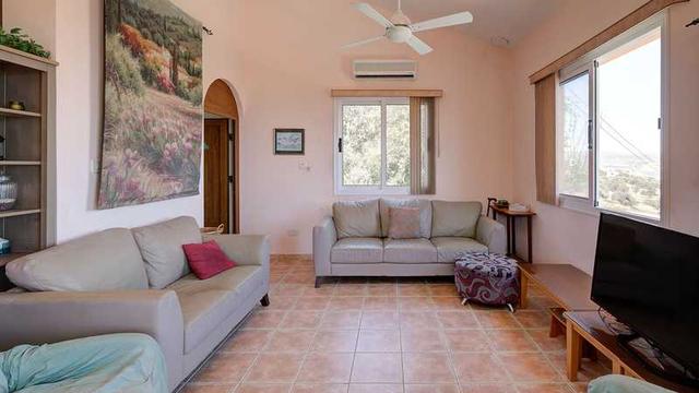 2-bedroom detached house for sale: https://www.bazaraki.com/adv/5796926_2-bedroom-detached-house-for-sale (www.bazaraki.com)