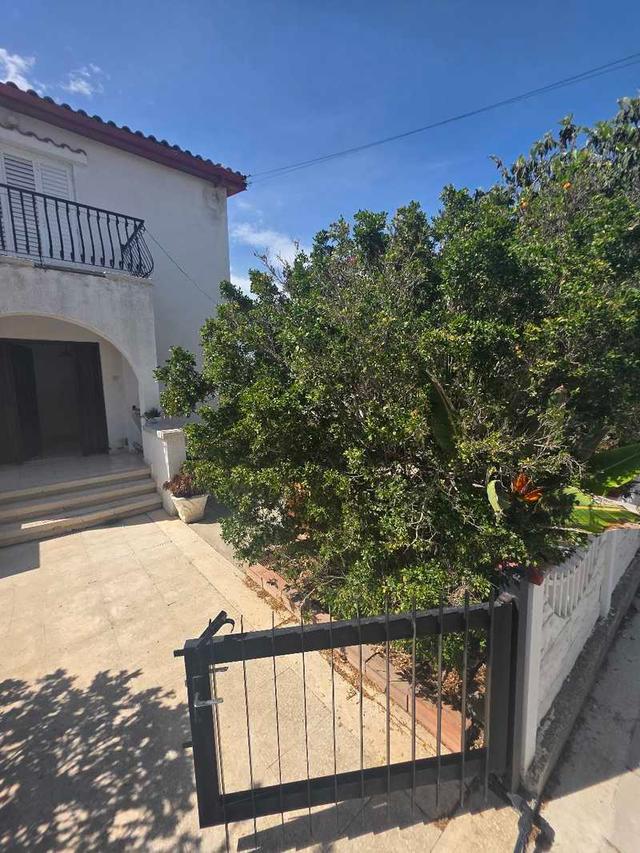 3-bedroom detached house to rent: https://www.bazaraki.com/adv/5792739_3-bedroom-detached-house-to-rent (www.bazaraki.com)