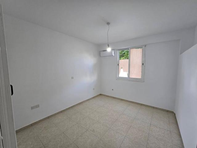 3 bed groundfloor in Kato Paphos: https://www.facebook.com/marketplace/item/641537108881501 (www.facebook.com)