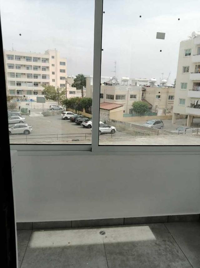 1-bedroom apartment to rent: https://www.bazaraki.com/adv/5765997_1-bedroom-apartment-to-rent (www.bazaraki.com)