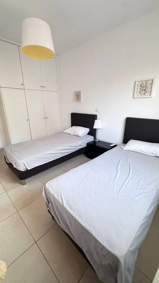 For rent 2bedroom apartment in Elysia Park Universal: https://www.facebook.com/marketplace/item/1732491970985037 (www.facebook.com)