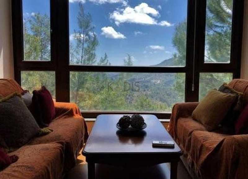 3-bedroom villa to rent: https://www.bazaraki.com/adv/5796769_3-bedroom-villa-to-rent (www.bazaraki.com)