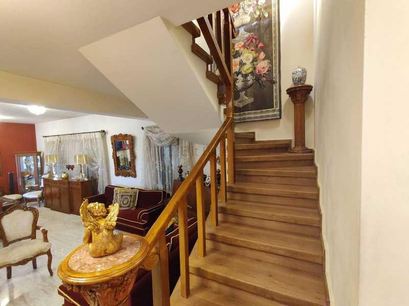 3-bedroom villa for sale: https://www.bazaraki.com/adv/5786806_3-bedroom-villa-for-sale (www.bazaraki.com)