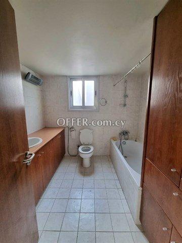 Spacious And Bright 3 Bedroom Whole Floor Apartment In Strovolos, Nic: https://www.offer.com.cy/en/spacious-and-bright-3-bedroom-whole-floor-apartment-in-strovolos-nic/21-817110/ (www.offer.com.cy)