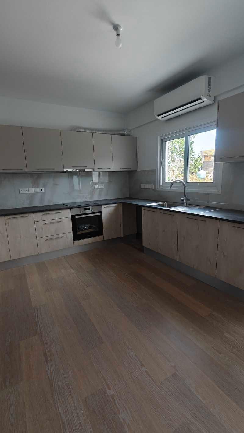2-bedroom apartment to rent: https://www.bazaraki.com/adv/5793902_2-bedroom-apartment-to-rent (www.bazaraki.com)