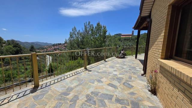 5 Bed Detached House for sale in Kyperounta, Limassol: https://www.offer.com.cy/en/5-bed-detached-house-for-sale-in-kyperounta-limassol/21-817041/ (www.offer.com.cy)