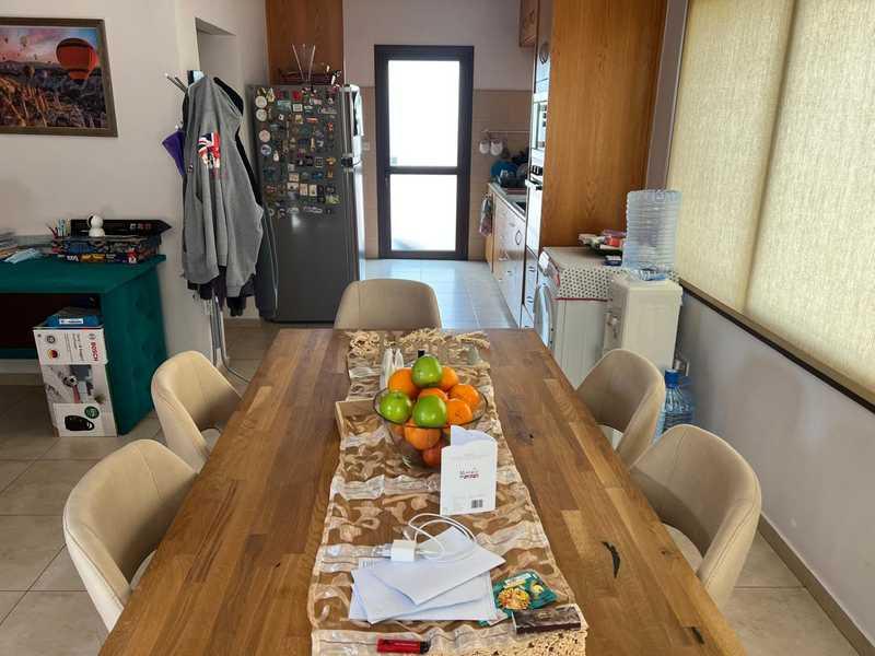 3-bedroom detached house for sale: https://www.bazaraki.com/adv/5795601_3-bedroom-detached-house-for-sale (www.bazaraki.com)