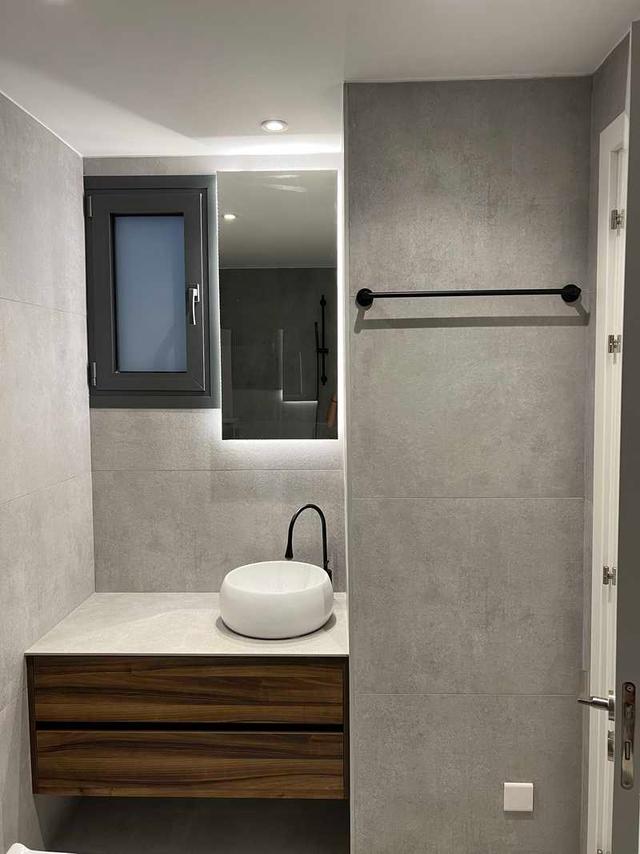 2-bedroom apartment to rent: https://www.bazaraki.com/adv/5797669_2-bedroom-apartment-to-rent (www.bazaraki.com)