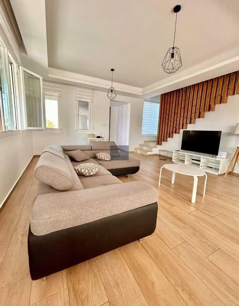 3-bedroom semi-detached for sale: https://www.bazaraki.com/adv/5799734_3-bedroom-semi-detached-for-sale (www.bazaraki.com)