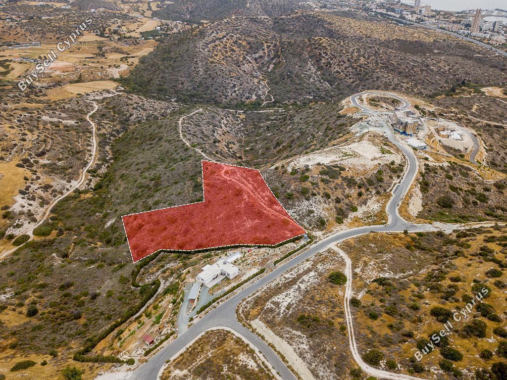 11,372 SQM Agricultural Land for sale in Parekklisia, Limassol: https://www.buysellcyprus.com/property-for-sale/limassol/parekklisia/land-for-sale-parekklisia-limassol-1800885.html (www.buysellcyprus.com)