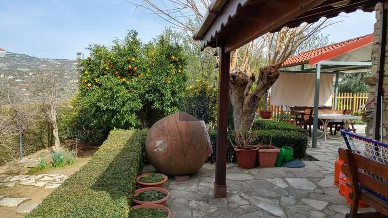 2-bedroom detached house for sale: https://www.bazaraki.com/adv/5763795_2-bedroom-detached-house-for-sale (www.bazaraki.com)