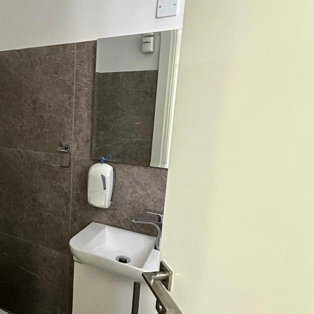Office in Limassol №152925: https://dom.com.cy/en/catalog/rent/152925/ (dom.com.cy)