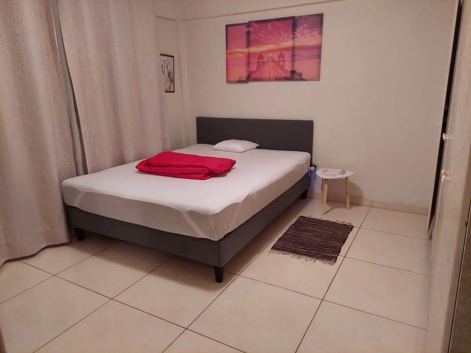 For rent 1 bedroom apartment in universal: https://www.facebook.com/marketplace/item/1092542902710765 (www.facebook.com)