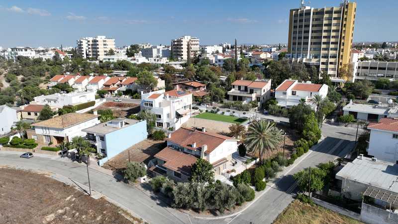 3-bedroom detached house for sale: https://www.bazaraki.com/adv/5766930_3-bedroom-detached-house-for-sale (www.bazaraki.com)