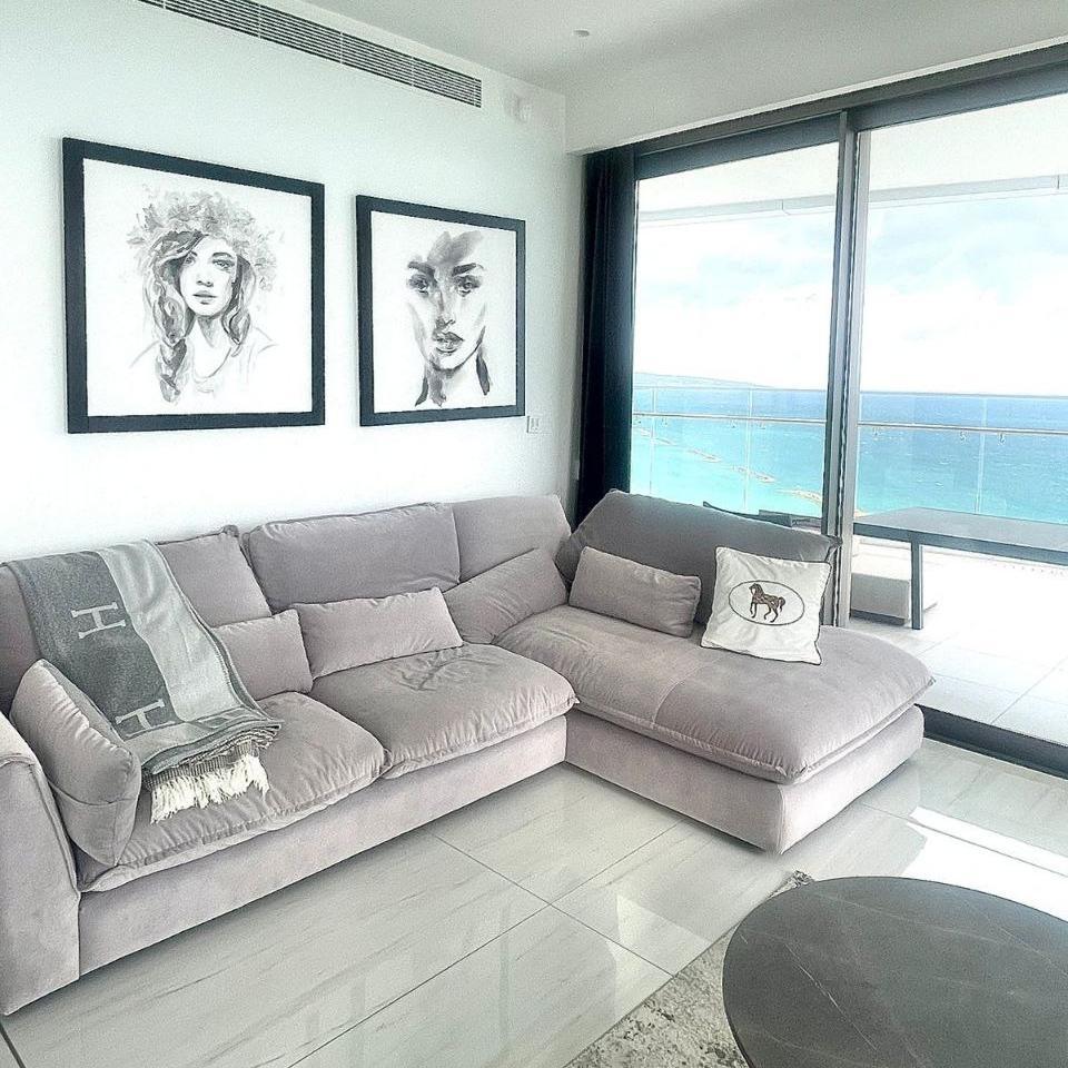 in №152139: https://dom.com.cy/en/catalog/rent/152139/ (dom.com.cy)