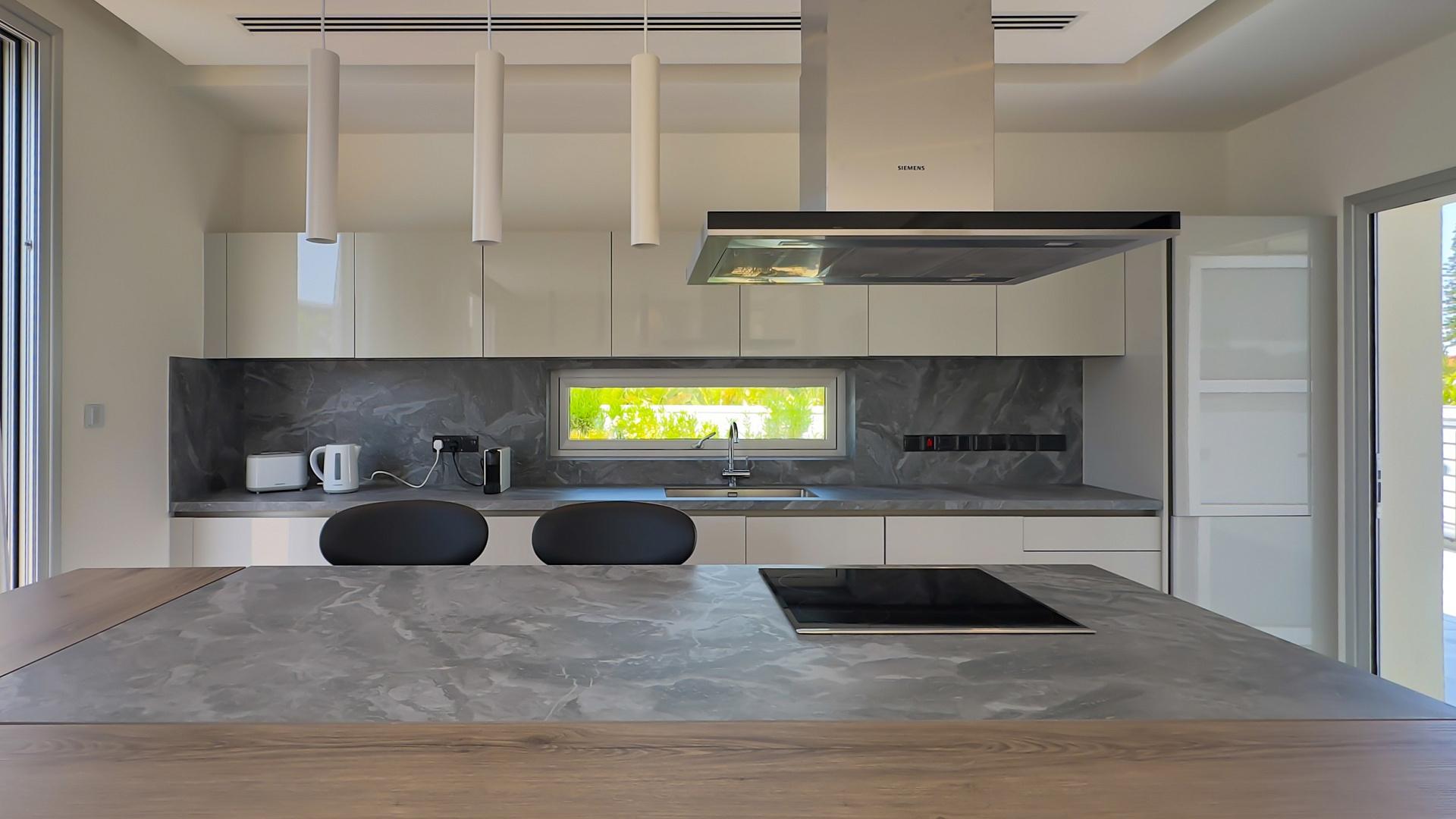 New 4-bedroom villa in Famagusta № 152556: https://dom.com.cy/en/catalog/sale/152556/ (dom.com.cy)