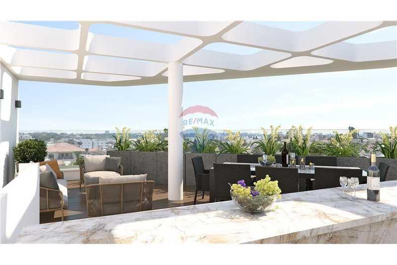 3-bedroom penthouse for sale: https://www.bazaraki.com/adv/5797856_3-bedroom-penthouse-for-sale (www.bazaraki.com)