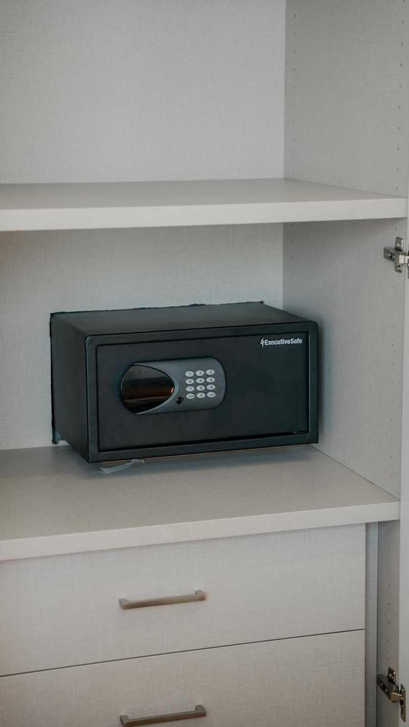 2-bedroom apartment to rent: https://www.bazaraki.com/adv/5787122_2-bedroom-apartment-to-rent (www.bazaraki.com)
