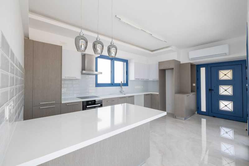 3-bedroom detached house for sale: https://www.bazaraki.com/adv/5795967_3-bedroom-detached-house-for-sale (www.bazaraki.com)