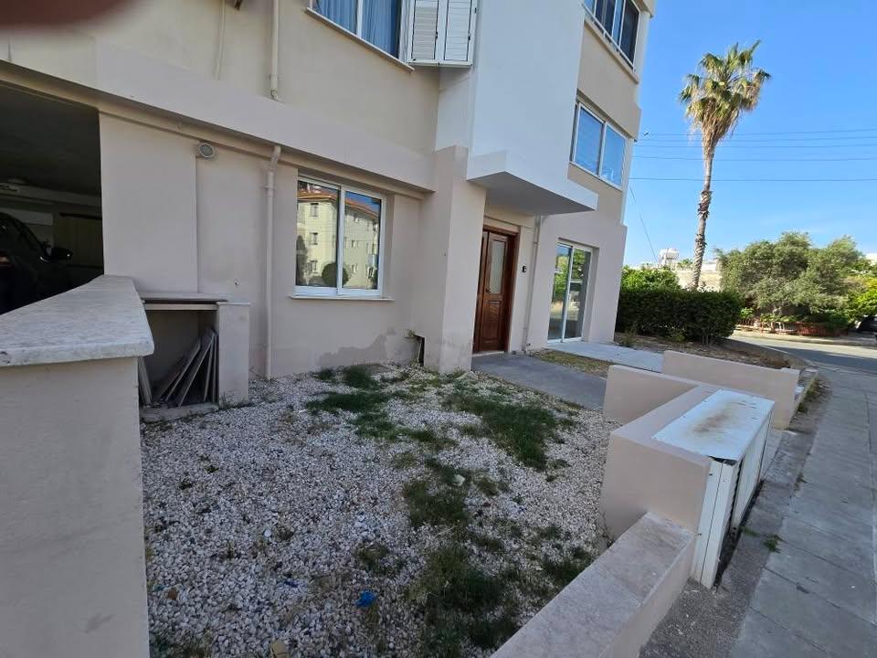 3 bed groundfloor in Kato Paphos: https://www.facebook.com/marketplace/item/641537108881501 (www.facebook.com)