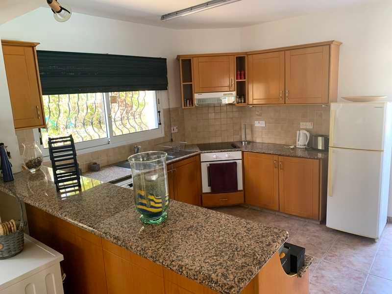 3-bedroom detached house to rent: https://www.bazaraki.com/adv/5796968_3-bedroom-detached-house-to-rent (www.bazaraki.com)