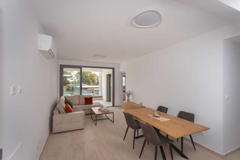 2-bedroom apartment to rent: https://www.bazaraki.com/adv/5788865_2-bedroom-apartment-to-rent (www.bazaraki.com)