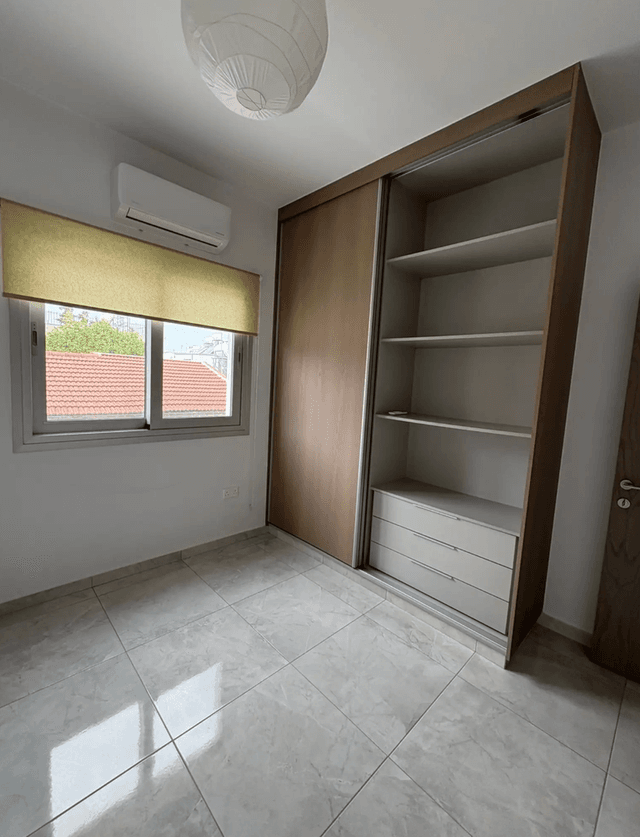 2-bedroom apartment to rent: https://www.bazaraki.com/adv/5787017_2-bedroom-apartment-to-rent (www.bazaraki.com)