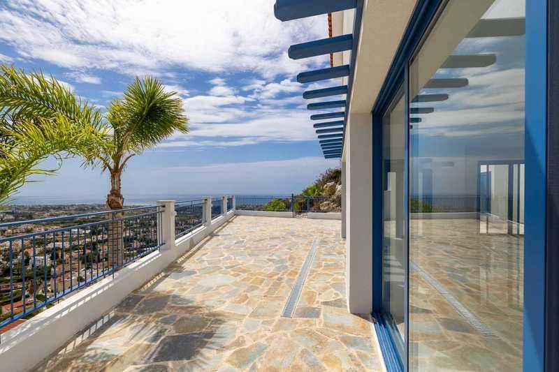 3-bedroom detached house for sale: https://www.bazaraki.com/adv/5795967_3-bedroom-detached-house-for-sale (www.bazaraki.com)
