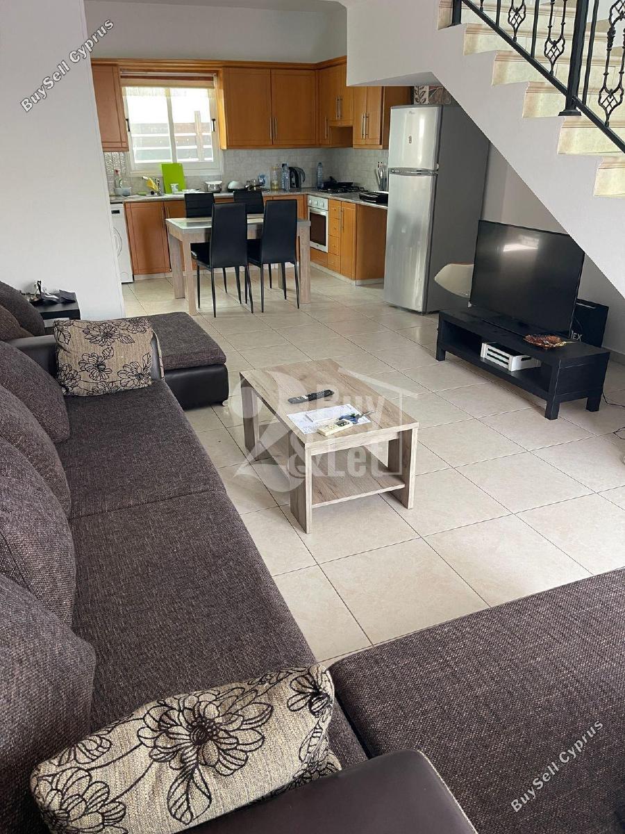 2 Bedroom Semi-detached house to rent in Kato Paphos Universal, Paphos: https://www.buysellcyprus.com/property-for-rent/paphos/kato-paphos-universal/2-bed-semi-detached-house-to-rent-kato-paphos-universal-paphos-1797612.html (www.buysellcyprus.com)