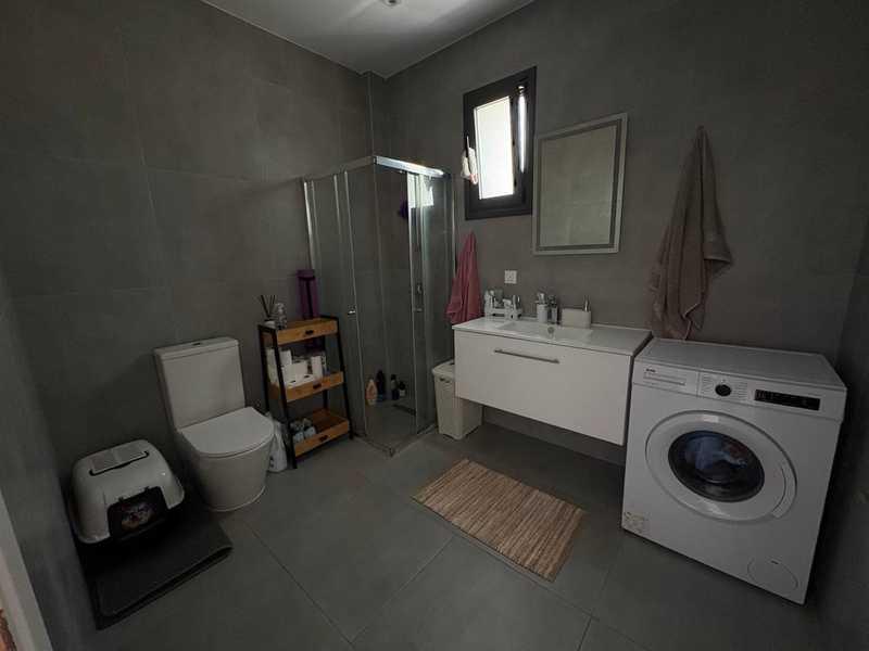 1-bedroom apartment to rent: https://www.bazaraki.com/adv/5797071_1-bedroom-apartment-to-rent (www.bazaraki.com)